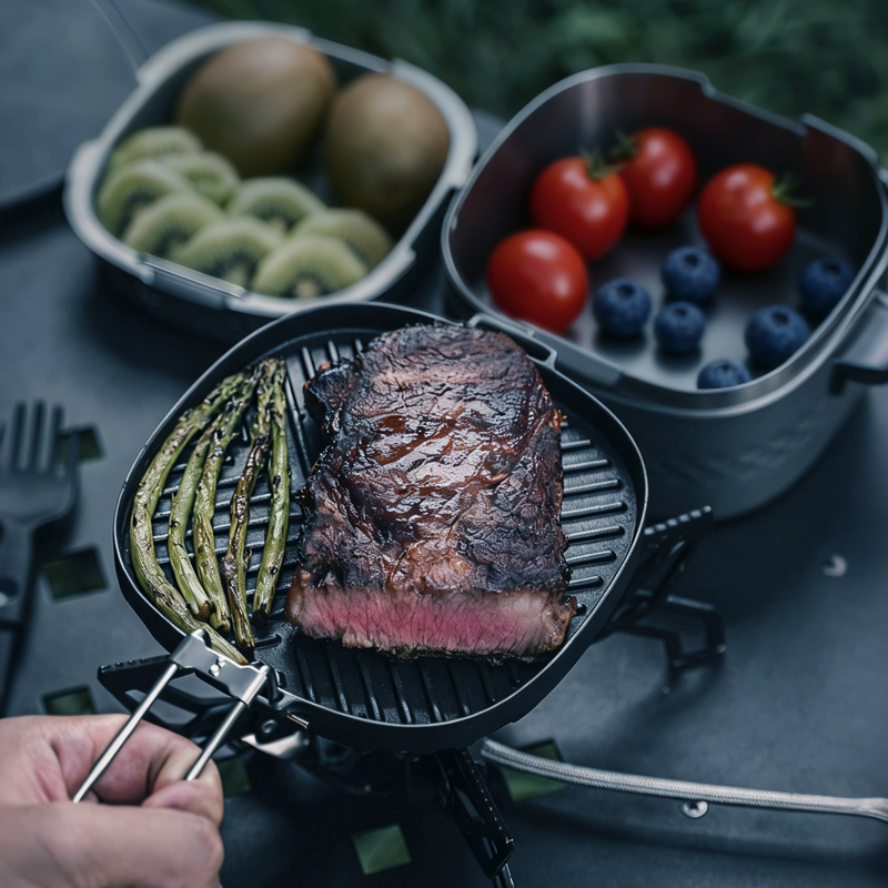 Rugged Sear All-in-One Camping Lunch Box & Cook Set